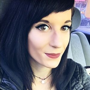 Meet your Posher, Marisa